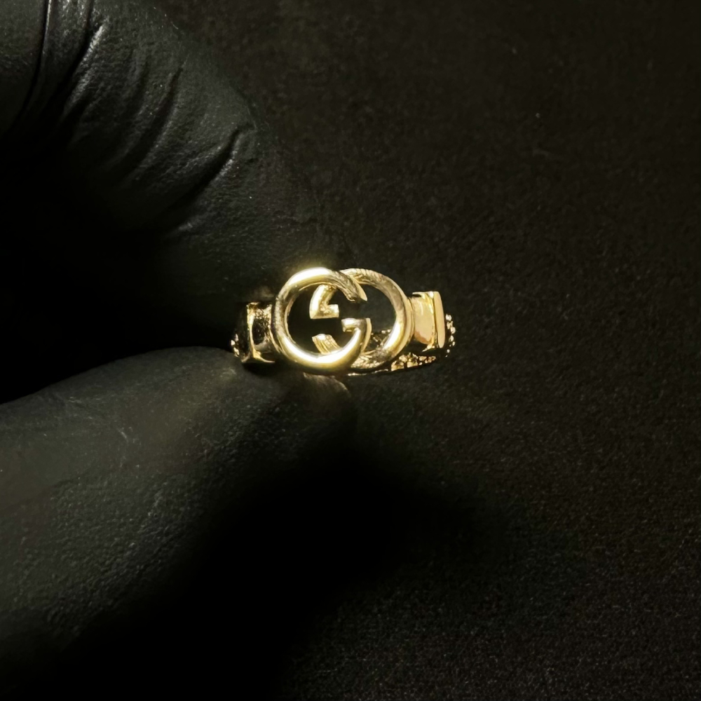 انگشتر طرح جسیکا